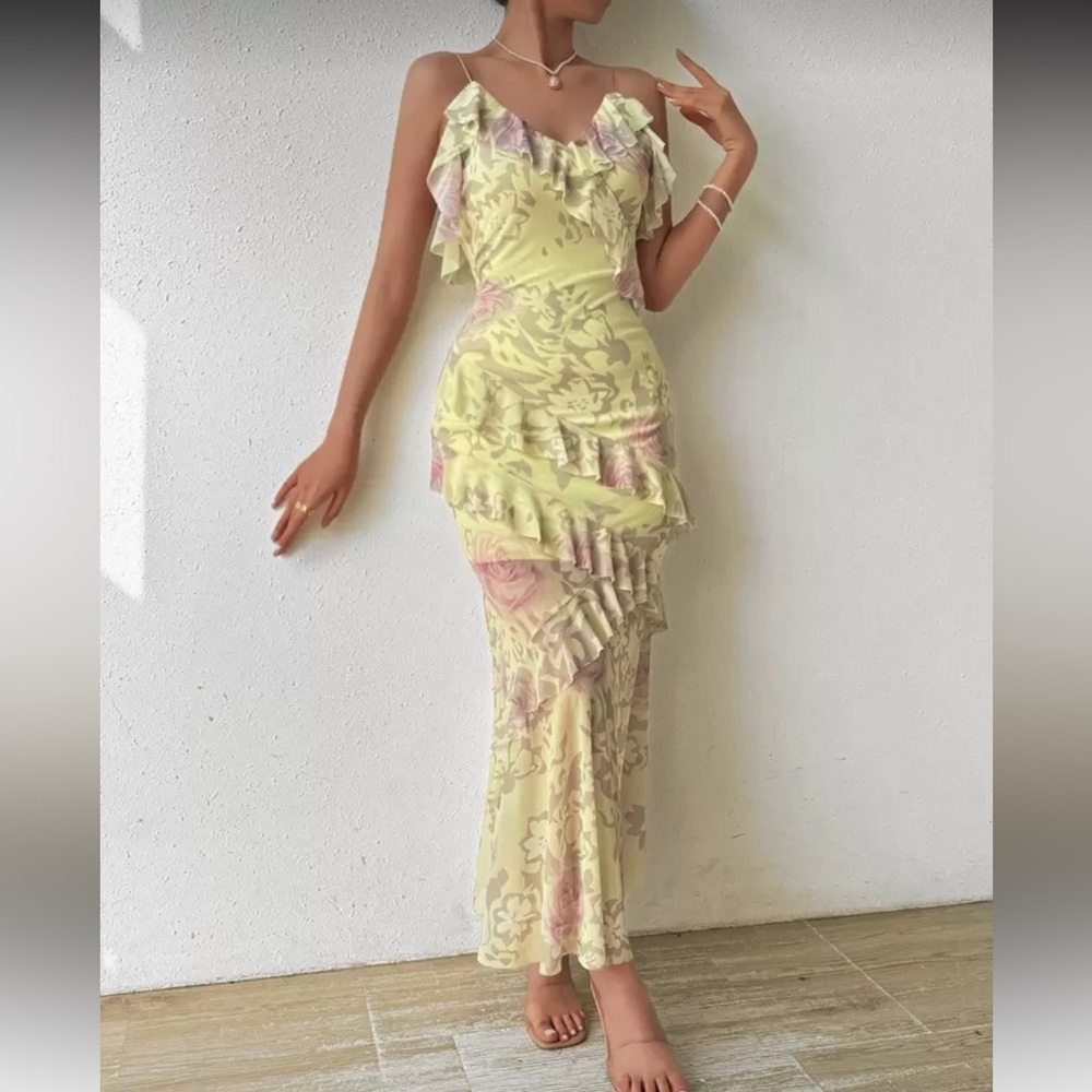 🔥FINAL SALE🔥 Floral Print Ruffle Maxi Dress